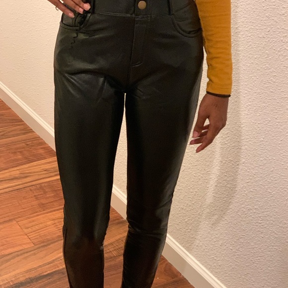 Faux Leather Jeggings Jeans! - Picture 4 of 5